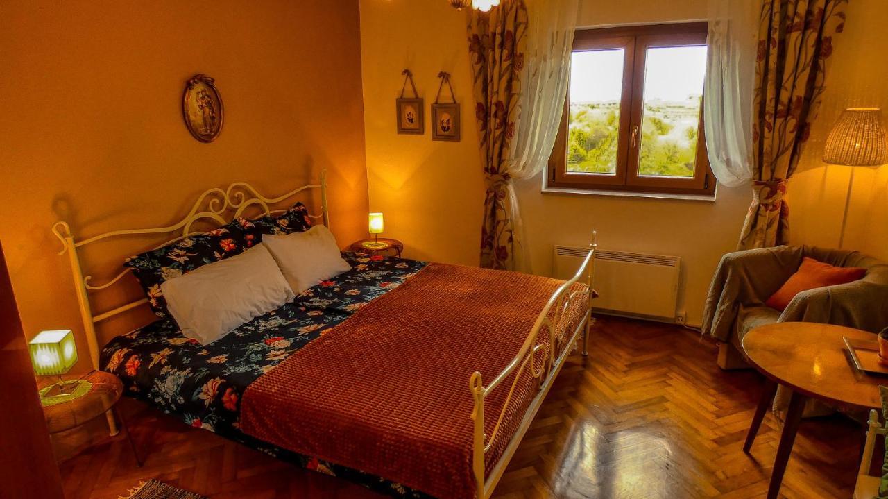 Apartment Nona Ancka Marezige Ngoại thất bức ảnh