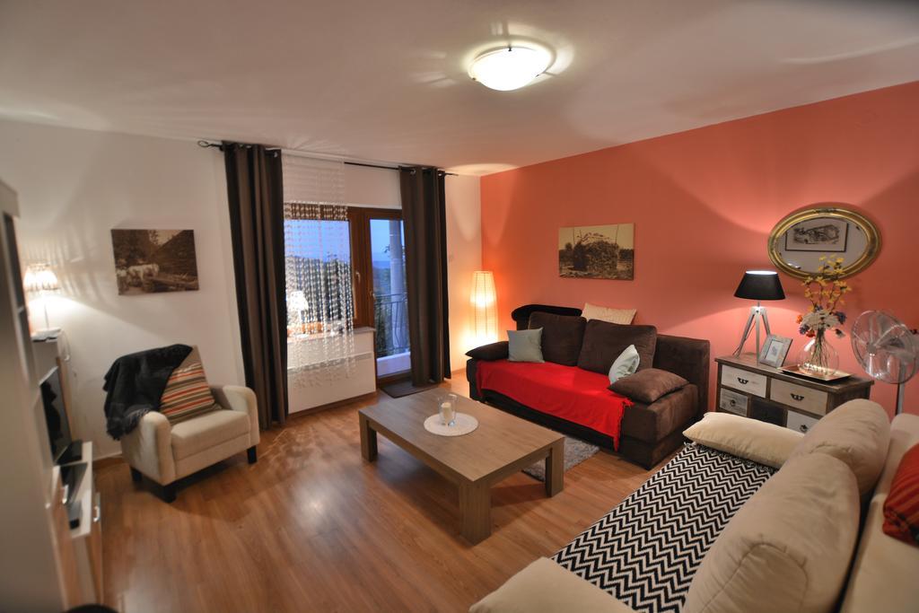 Apartment Nona Ancka Marezige Ngoại thất bức ảnh